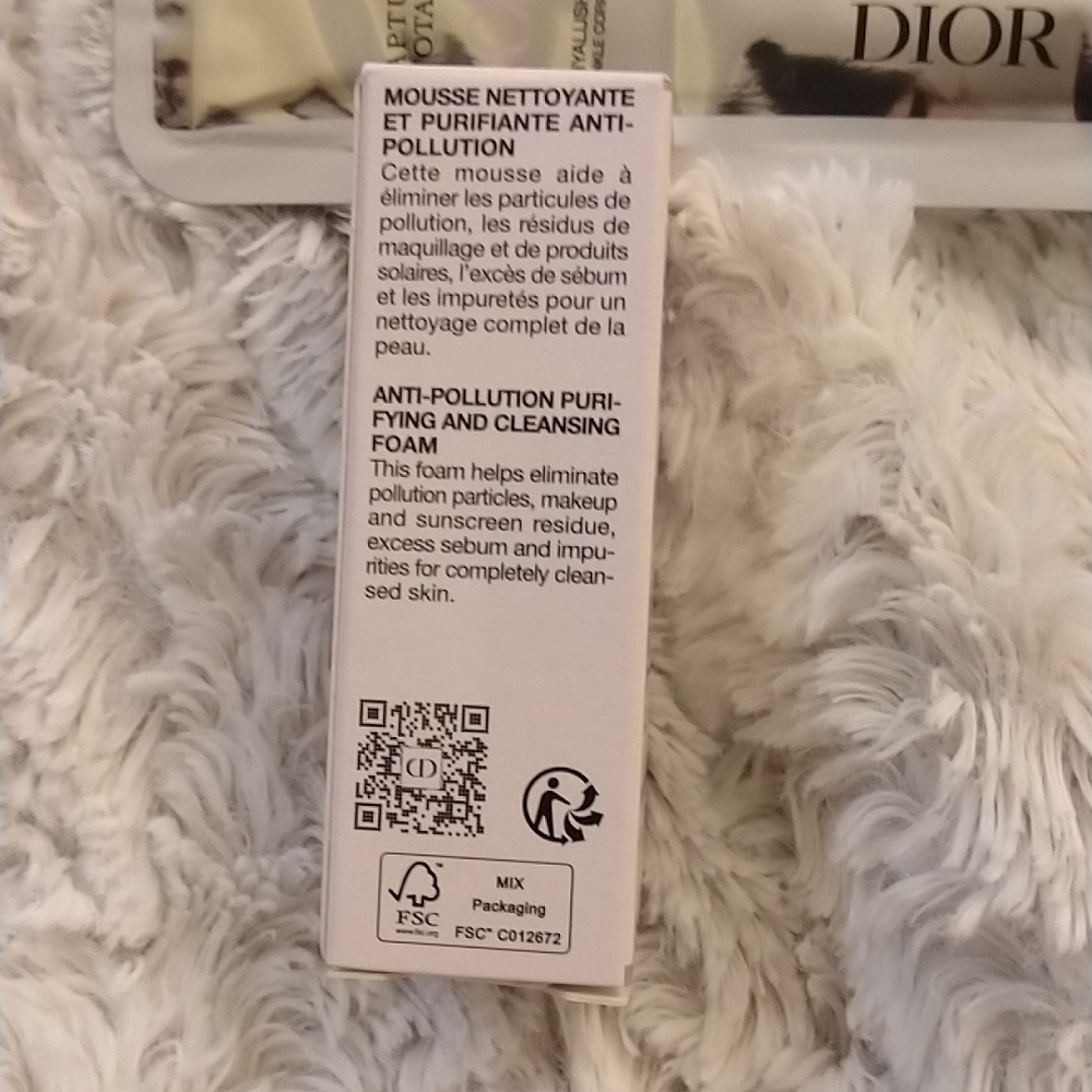 Dior Capture Totale Sampler Set - Picture 3 of 11